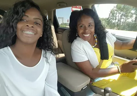 O tânără a fost găsită la 18 ani după ce a fost răpită. Ce reacție a avut când și-a aflat povestea