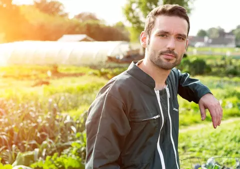 Cum poate un teren mic să-ți aducă un profit uriaș. Ce să cultivi și de ce ai nevoie