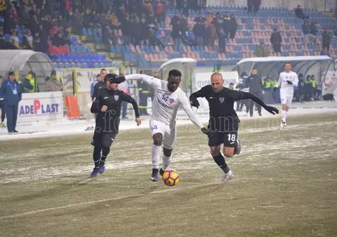 Liga I, etapa a 23-a. FC Botoșani - CSU Craiova 1-0. Cântă Kuku și bagă pucul în ațe! Oltenii au făcut contestație | FOTO