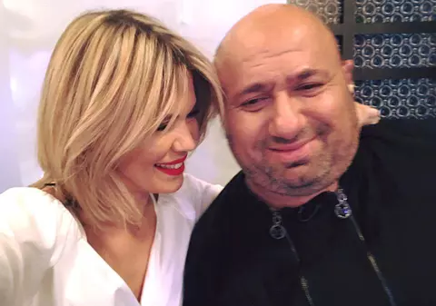 Chef Scărlătescu vorbește despre femeia care îi este alături de 20 de ani. “Când se trezește dimineața, mă sună”