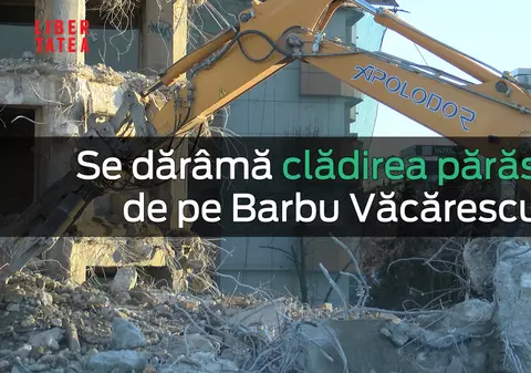 Una din ultimele relicve comuniste, pusă la pământ. În ruina din nordul Capitalei au fost turnate filme