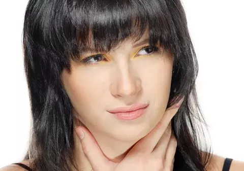 Tratamente naturiste pentru amigdalită. Sucul de morcovi face minuni