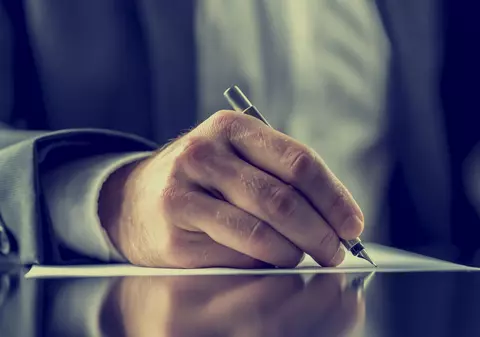 LIBERTATEA TE AJUTĂ:  Cum poate fi anulat un testament?