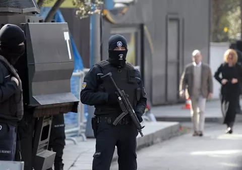 UPDATE| Un bărbat înarmat a provocat panică într-un spital din Istanbul