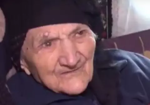 O buzoiancă de 100 de ani susține nu a mai dormit de 84 de ani. Cum a rezistat fără somn atâția ani