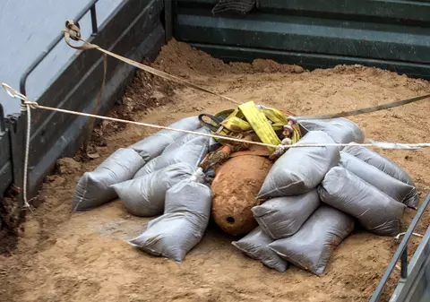 Bomba din cel de-Al Doilea Război Mondial, găsită în Salonic, a fost neutralizată. Cei 72.000 de greci evacuați s-au întors la casele lor