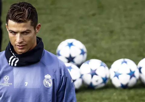 Mingea oficială a Ligii Campionilor a fost prezentată. Va fi folosită, în premieră, astăzi