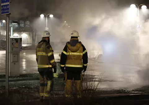Violențe în Suedia | Incidentele au avut loc într-un cartier din capitala Stockholm. Trei oameni au fost răniți