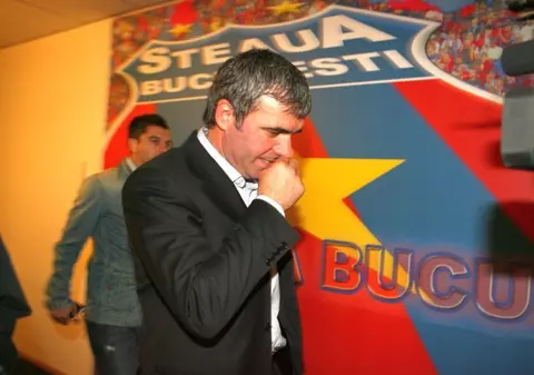 Hagi și-a spus părerea despre războiul CSA - FCSB: ”Inimile fanilor  sunt «varză» acum”. ”Regele” i-a transmis lui Becali ce ar trebui să le dea celor de la Armată