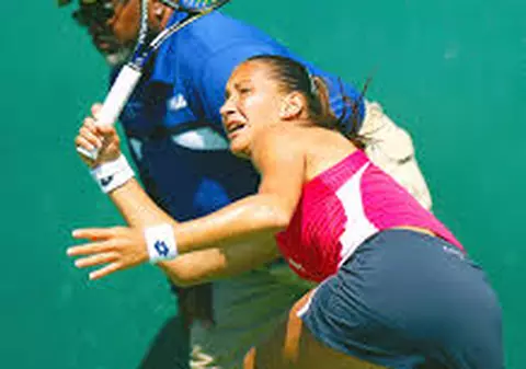 ”Jucătoarele de tenis din Belgia beau și fumează. Una din 10 sportive e lesbiană”. Cine face acuzațiile
