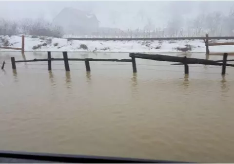 Cod galben de inundaţii pe râuri din cinci județe