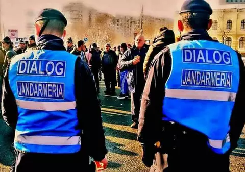 Jandarmii: “Am așteptat 12 ani ca lumea să strige jandarmeria, jos pălăria! Sunt mândru. Vă mulțumesc!”