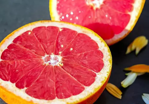 Osteoporoza – ce alimente sunt indicate pentru sănătatea oaselor