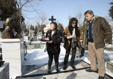 VIDEO EXCLUSIV/ Anca Pandrea s-a conectat cu Iurie Darie de ziua ei. ”Tabloul lui s-a luminat”