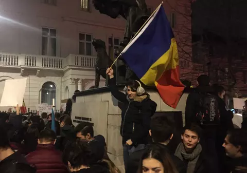 Protestele continuă și în diaspora | Românii protestează din nou la Londra și la Paris