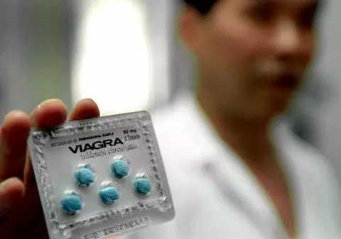 Viagra adusă din China, vândută dintr-un sat din Iași. Firmele fantomă distribuiau pastilele în toată Europa