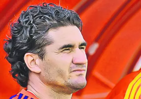 Fostul internațional Ovidiu Stângă e prezent la campusul de pregătire tehnică pentru copii şi juniori de la Școala de Fotbal ”Daniel Chiriță” din Ploiești