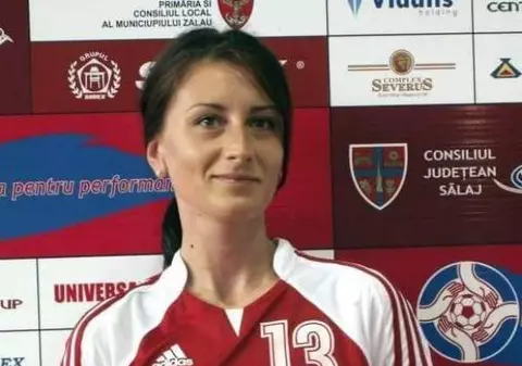 Handbalista Mihaela Brânduşe-Viscreanu a decedat la doar 33 de ani. A lăsat în urmă o fetiță de 4 ani!