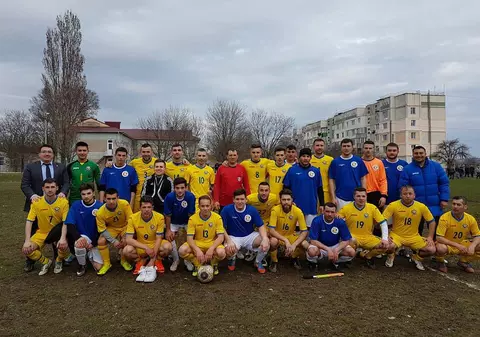 FRF a trimis tricourile echipei naționalei la o șusă în Republica Moldova | GALERIE FOTO
