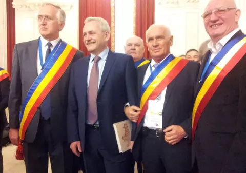 Dragnea, despre primari: Nu voi mai accepta să fie consideraţi prezumtivi infractori; Firea: Urarea aleșilor: Ne bucurăm că suntem liberi!