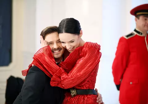 Andreea Marin dansează singură în bucătărie. Metoda ideală de a arde calorii
