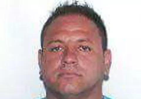 UPDATE / Criminalul din Oradea a murit, după ce s-a aruncat de la etajul 4. Ce au descoperit anchetatorii în apartament