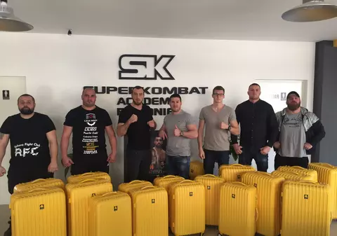 Luptătorii Superkombat își pregătesc bagajele pentru America. Primul pas pe 7 aprilie la București