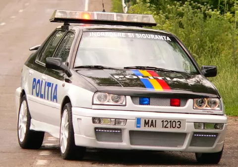 Singura mașină tunată a Poliției Române a ajuns la fier vechi