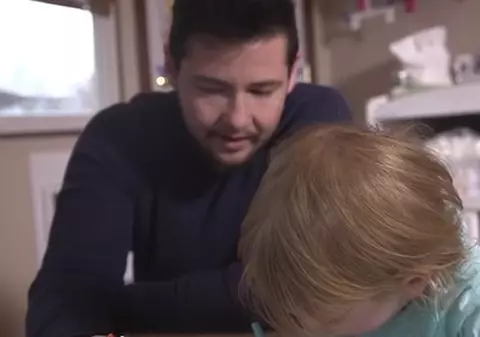 Bărbatul însărcinat a născut o fetiță. Povestea lui Chris Rehs-Dupin a șocat întreaga lume