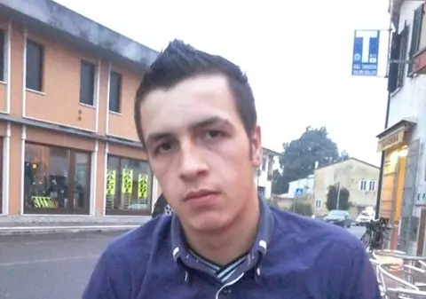 Închisoare pe viață pentru românul care și-a ucis mama și sora în Italia. Tânărul din județul Neamț a șocat prin cruzimea faptelor sale