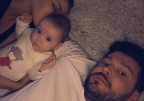 Bianca Drăgușanu i-a făcut cordeluțe cu pampoane fetiței ei. Ce frumoase sunt