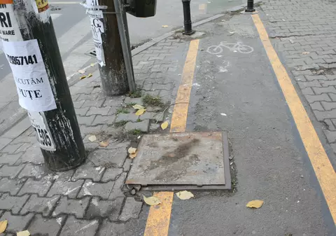 Din categoria „lucru prost şi ilegal”. 98% din piste pun în pericol pietonii și bicicliștii