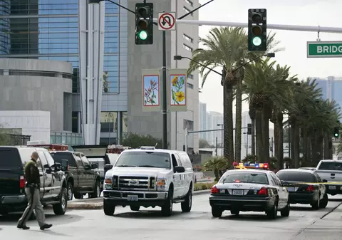 Schimb de focuri într-un autobuz din Las Vegas. O persoană a fost împușcată mortal