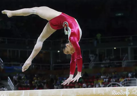 UPDATE. Gimnastele Larisa Iordache și Cătălina Ponor s-au calificat în finale la Campionatele Europene / VIDEO