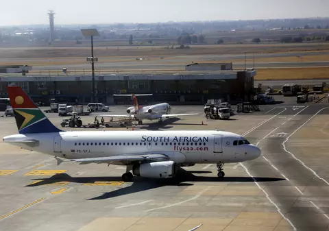 Jaf pe aeroportul din Johannesburg. Hoții au furat milioane de dolari