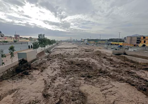 Inundații devastatoare în Peru | O femeie a supraviețuit miraculos după ce a fost luată de viitură