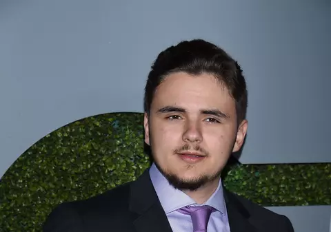 Fiul cel mare al lui Michael Jackson calcă pe urmele tatălui său. Și-a făcut o organizație caritabilă și o firmă de producție