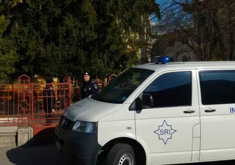 „Teroristul” care a pus pe jar două licee din Târgoviște a fost prins