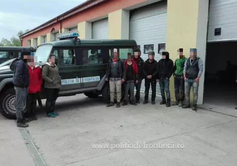 Au vrut să treacă ilegal granița cu un bebeluș de numai șapte luni. Părinții copilașului fugiseră din Irak și voiau să ajungă în vestul Europei