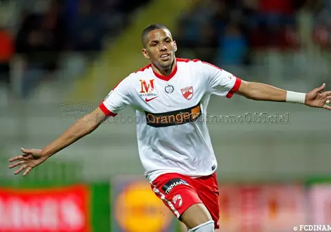 Rivaldo îl încurajează pe Rivaldinho după al doilea gol la Dinamo: ”Sunt foarte mândru de tine”