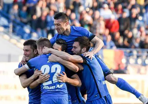 Liga 1, play-out, etapa a 5-a: CSM Poli Iași - FC Botoșani 2-1. Au câștigat, deși nu sunt plătiți de trei luni! Golofca, bară la ultima fază / VIDEO