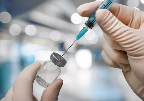 Ce tipuri de vaccin lipsesc în fiecare județ