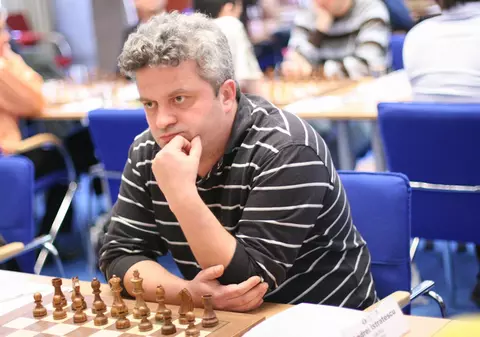 Marele maestru Andrei Istrățescu este noul campion al României la șah. De la cine a preluat titlul