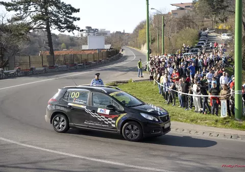 Weekend spectaculos pentru iubitorii automobilismului sportiv: debutează patru campionate, karting, rally raid, viteză în coastă și drift!