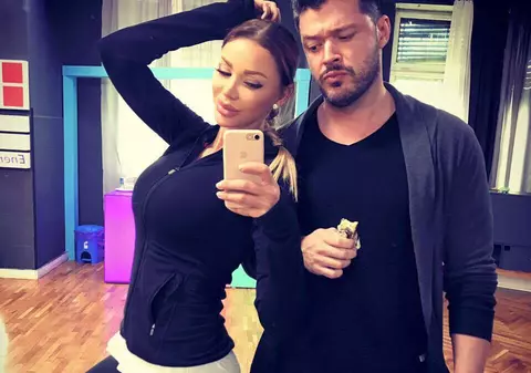 Bianca Drăgușanu vrea să se mărite, dar Victor Slav se opune: „A zis du-te şi îmbracă-te tu, eu nu mai vreau”. Când ar fi vrut să facă nunta