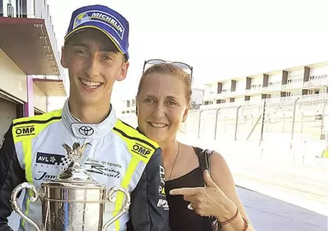 Strănepotul ultimului împărat al Austro-Ungariei este pilot în Formula 3! Ce poreclă are în circuit
