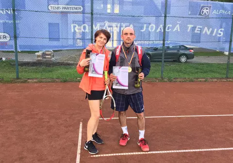 România joacă tenis! Peste 1.500 de jucători sunt așteptați pe 5-7 mai, în 23 de orașe, la cel mai mare simultan de turnee de tenis pentru amatori din țară