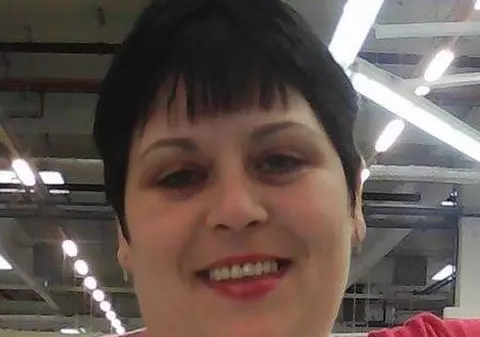 UPDATE: Mama celor trei copii găsiți morți și aruncați într-un pod din Bistrița a fost arestată