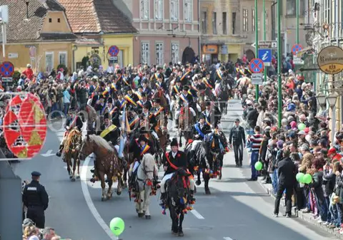 Zilele Brașovului se amână din cauza ninsorilor. Când a fost reprogramată manifestarea