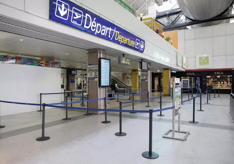 Aeroportul din Nisa a fost evacuat în urma unei alerte de securitate